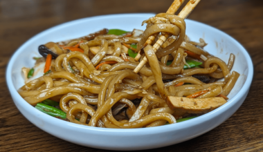 Yaki Udon Noodles with Tofu Vegetables Mushrooms