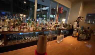 Any know the name of this bar in Shinjuku?