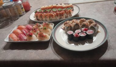 i'm gonna get over being shy and post the new year's sushi i made