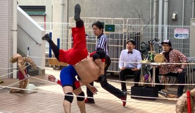 Sidewalk pro-wrestling in Tokyo