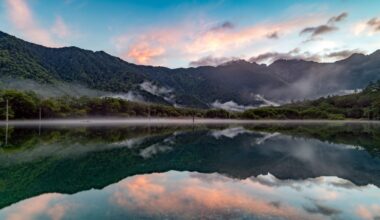 Reserving the bus from Matsumoto to Kamikochi