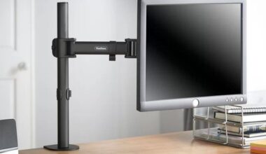 FREE - Arm Desk Mount for 13”-27” LCD screen (max 8KG) - VonHaus - Collection from Temmabashi or Senbayashi area.