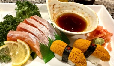 Salmon Harasu Sashimi and Uni Nigiri 🍣