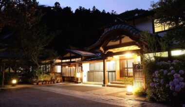 For for a vegan/vegetarian Ryokan, consider a temple stay at Kakurinbo Ryokan