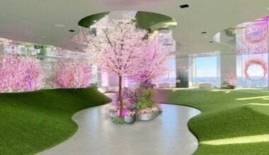 Want to enjoy sakura season but have allergies? Tokyo indoor park offers the perfect solution: artificial sakura flowers!