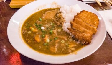 Tonkatsu curry