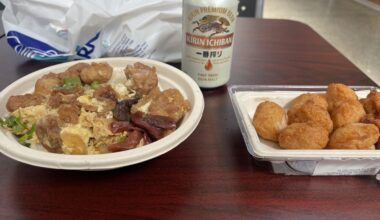 Karaage Donburi and a Ika-Chihiro-ten and a couple of Kirin beers to wash it down…Nijiya Market, San Francisco, CA