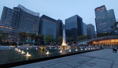 Wadakura Fountain Park