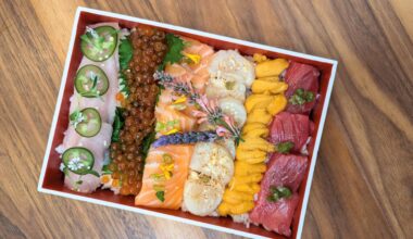 Chirashi bento box