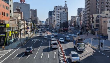 Tokyo Tower & busy street of Tokyo