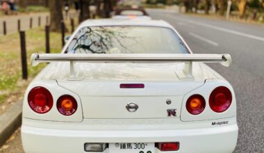 R34 GTR at Jingu Gaien Ginkgo