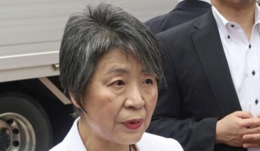 Minister Kamikawa retracts controversial "birthing" remark