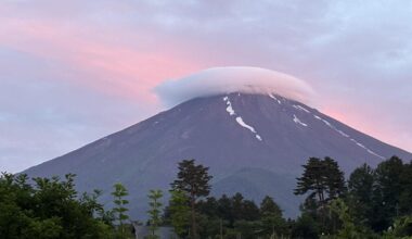 Mount Fuji looking wild today lol.