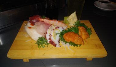 Uni, octopus, squid, sweet shrimp, toro aka tuna belly sashimi (OC)