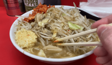 DIGGING for thicc ramen noodles at Ramen Jiro Sendai