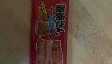 What is this candy that was in my complete Japanese language Monster Manga collection package?