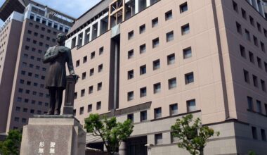 The Kagoshima Prefectural Police arrested a man who accused Police Chief Nogawa Akiteru of ordering the cover-up of a voyeurism case on charges of leaking internal information.