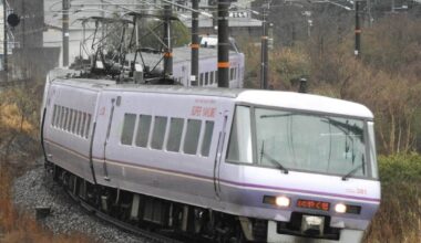 Trains running on the JR West Hakubi Line between Gokei Station and Soja Station in Okayama