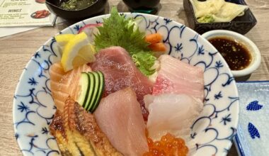 Chirashi at Shiro Kuma Sushi, San Rafael, CA