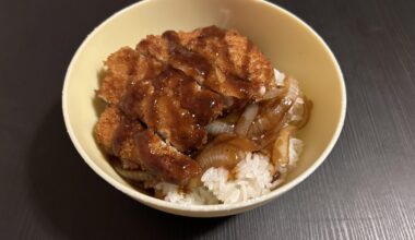 Katsudon with sautéed onions