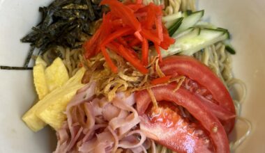 hiyashi chuka