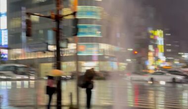 Videos of last night's storm: geyser in Shibuya, river on a street in Ichigaya, waterfall on a train in Shinagawa...