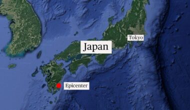 Japan issues first 'megaquake' warning after 7.1-magnitude temblor