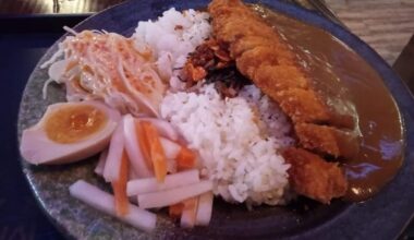 Katsu curry and karaage don😋💖