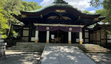 How have these centuries-old shrines in Tokyo been so well-preserved? How do they manage to do it