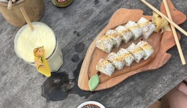 Californian roll and ill sauce was part of my dinner yesterday