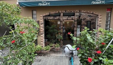 Looking for a specific kind of cafe in Tokyo