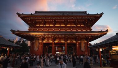 Senso-Ji with the light tonight