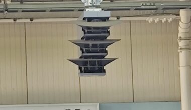 What are these things on metro stations in Tokyo?