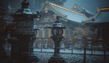 Toshugo Shrine (Nikko) in torrential rain