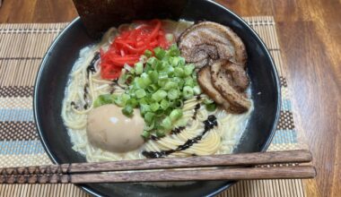 Nissin Raoh Tonkotsu fancified.