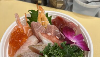 Sashimi selection 12 price