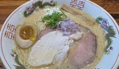 After a whole season of Tsukemen, the return of ramen has me smiling - Tori Paitan