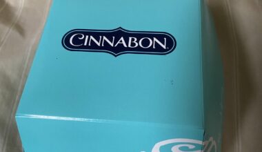 Cinnabon Seattle’s Best Coffee in Osaka😍