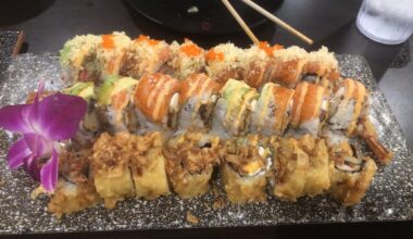 I ate delicious sushi